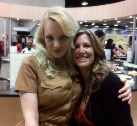 Wendi McLendon-Covey and I sit for a spell Wendi McLendon-Covey and I sit for a spell
