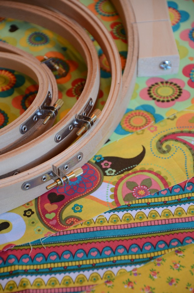 fabric and embroidery hoops via @jennyonthespot