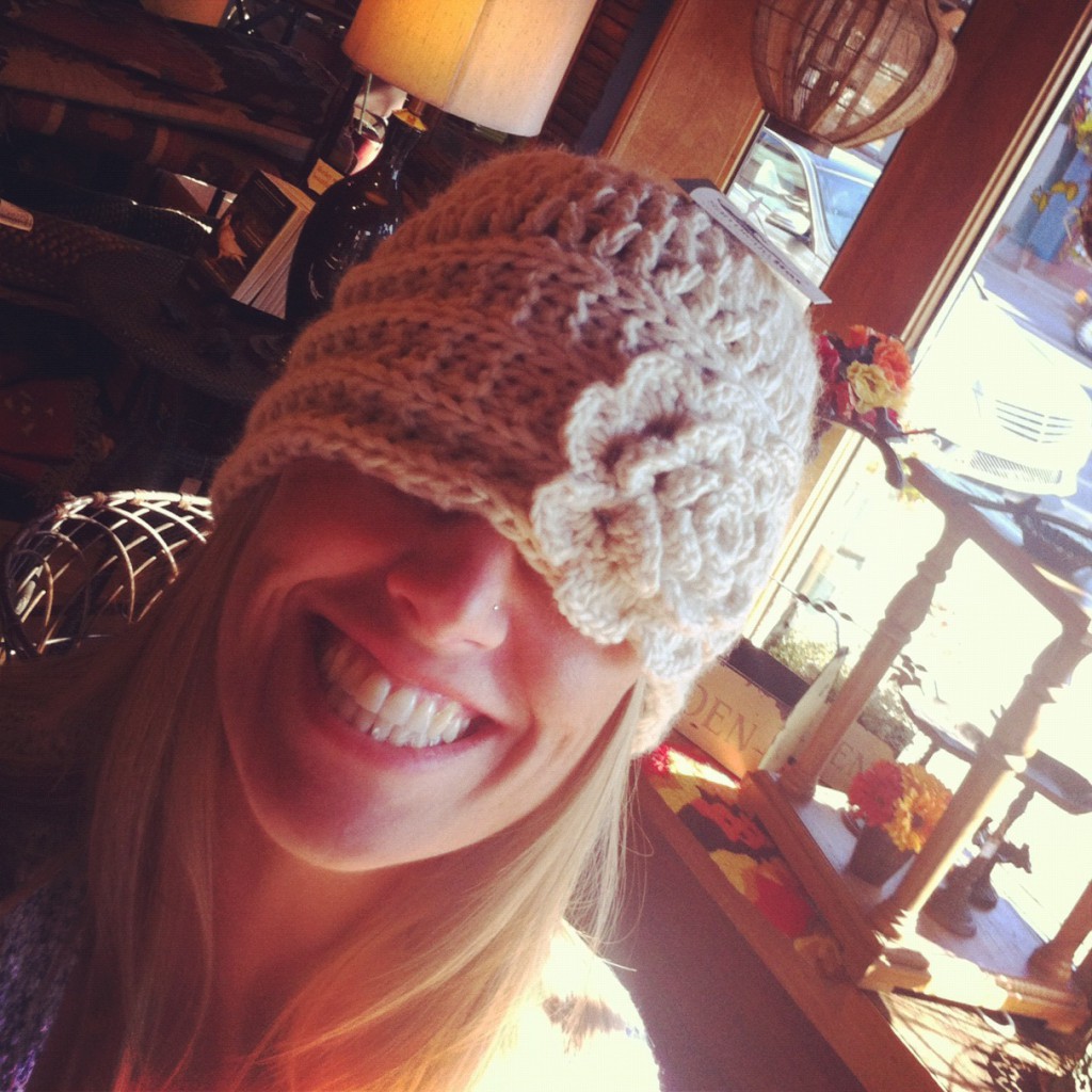 I like knit caps via @jennyonthespot | jennyonthespot.com