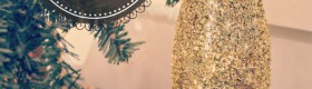 DIY Glittered Wine Bottle Tutorial via @jennyonthespot