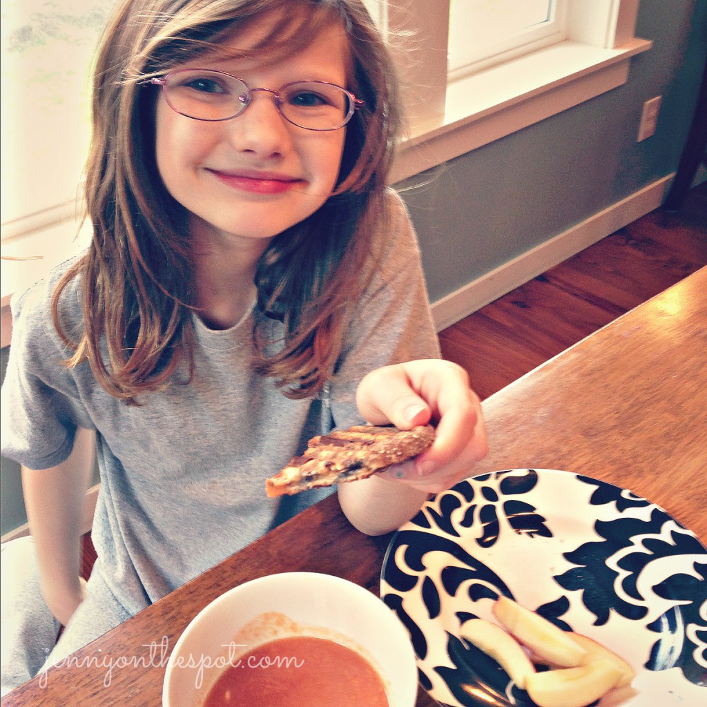 happy kid with healthy lunch via @jennyonthespot
