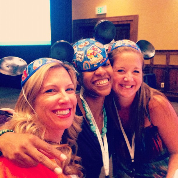 Moi, Lucrecer, and Rachel via @jennyonthespot