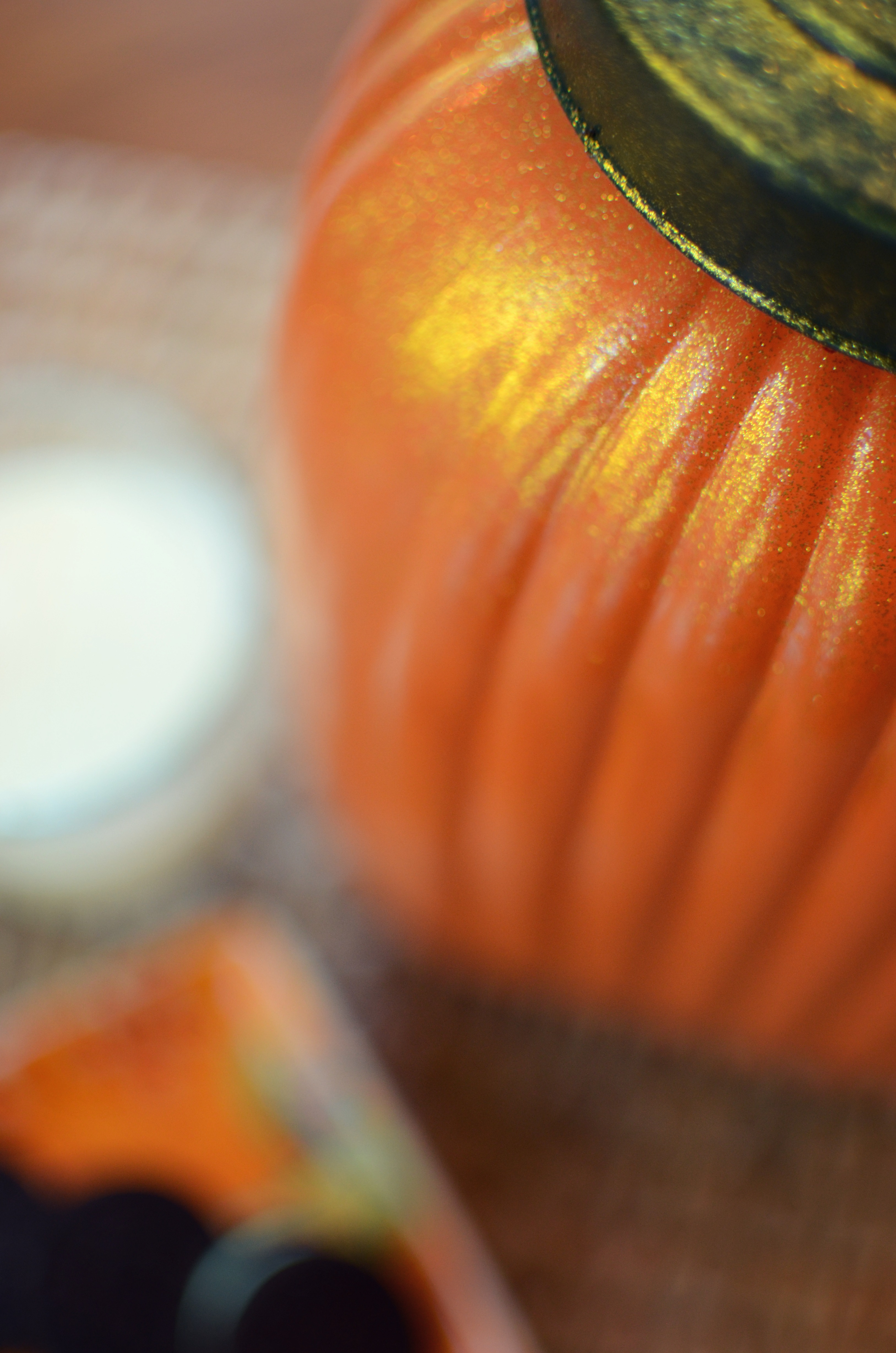 Halloween Costumes: Sparkly Pumpkin Cookie Jar by @jennyonthespot